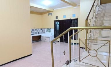Rumah Disewakan di Surabaya Dekat Universitas Negeri Surabaya
