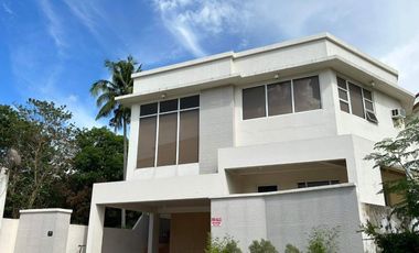 For SALE: 5-bedroom house & lot Xavier Estates, Uptown Cagayan De Oro City.
