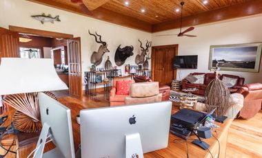 LUXURY BEACH VILLA FOR SALE