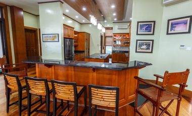LUXURY BEACH VILLA FOR SALE