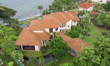 LUXURY BEACH VILLA FOR SALE