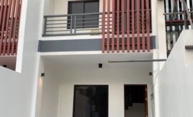 2 Storey Townhouse For Sale in Teacher Village with 100sqm lot area & 2 Car Garage PH2652