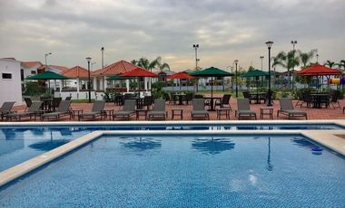 CASA DE ALQUILER AMOBLADA CON PISCINA URB. NAPOLI VÍA A SALITRE A  2