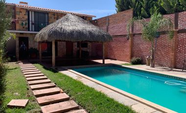 HERMOSA CASA DE CAMPO CON ALBERCA EN VENTA EN SAN NICOLAS DE LOS JASSOS