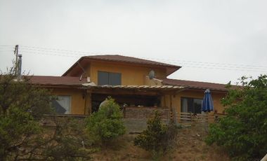 ATENCIÓN!!! EN CONDOMINIO SE VENDE O ARRIENDA CASA