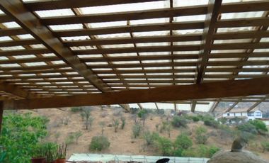 ATENCIÓN!!! EN CONDOMINIO SE VENDE O ARRIENDA CASA