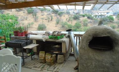 ATENCIÓN!!! EN CONDOMINIO SE VENDE O ARRIENDA CASA