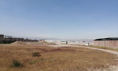 EN VENTA TERRENO DE 3875 M2 EN LA AV. AVIACION , CERRO COLORADO