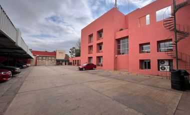 EDIFICIO Corporativo en VENTA, Crretera 57 (SLP-Mty) Terreno, 2,824m2, 720m2 de oficinas, Almacenes1175m2 almacenes, $40M