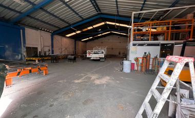 EDIFICIO Corporativo en VENTA, Crretera 57 (SLP-Mty) Terreno, 2,824m2, 720m2 de oficinas, Almacenes1175m2 almacenes, $40M