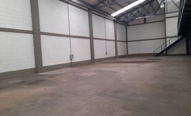 PR17021 Bodega en arriendo en el sector Jesus Nazareno, Medellin