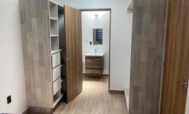 Rento Depto 3 recámaras Fracc Riscos Condesa Zibata en Querétaro frente Anahuac