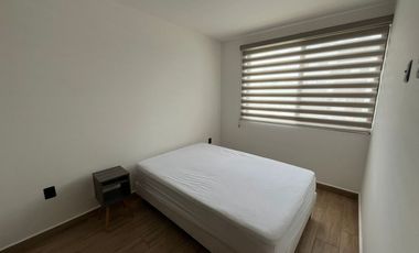 Rento Depto 3 recámaras Fracc Riscos Condesa Zibata en Querétaro frente Anahuac