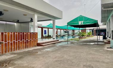 THIS HOUSE VILLA IS FOR RENT! HURRY AND RENT NOW!