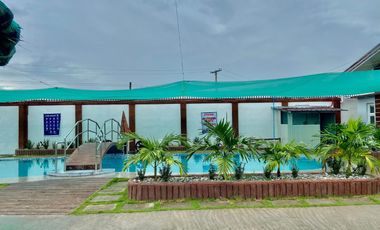 THIS HOUSE VILLA IS FOR RENT! HURRY AND RENT NOW!