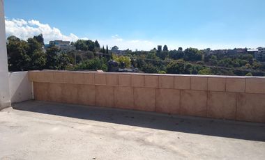 LOCAL COMERCIAL CON OFICINAS Y ESTACIONAMIENTOS EN RENTA EN OCOTLAN, TLAXCALA