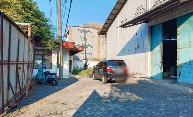 Gudang di area Cangkir Driyorejo Gresik Siap Pakai