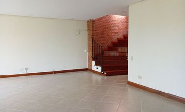 PR21442 Casa en arriendo en el sector Loma del Chocho