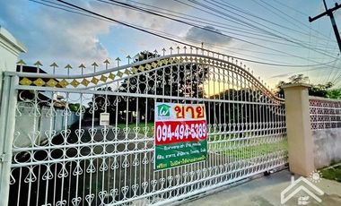 Sale with 3 houses and an orchard Next to the Chao Phraya River - Nakhon Sawan
