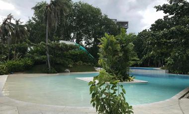READY TO MOVE-IN!!! FULLY FURNISHED 1 BEDROOM CONDO FOR SALE AT TAMBULI SEASIDE LIVING, MACTAN CEBU