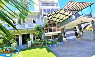 House For Sale with Swimming Pool in Royale Cebu Estate Consolacion Cebu