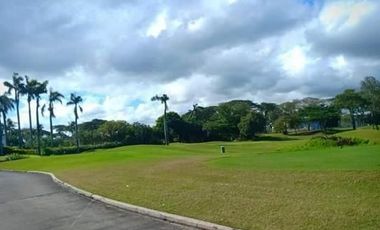 Fairway Lot For Sale within the Slope and Greenery of Manila Southwoods Golf Course near Alabang Metro Manila