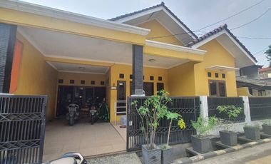 Rumah Bagus Terawat Siap Huni Di Komplek Perumahan Jatibening Bekasi