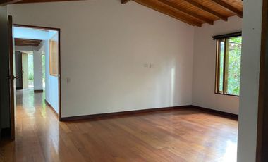 44569 Casa en arriendo en el sector Las Brujas