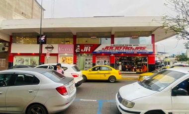 LOCAL EN ALQUILER - MEZANINE ESQUINERO EN ZONA ESTRATÉGICA Y COMERCIAL. ROCAUERTE Y NAPOLEON MERA EDIFICIO ESQ.  - MACHALA-EL ORO-ECUADOR.