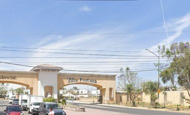 ¡APROVECHA ESTA INCREÍBLE OPORTUNIDAD DE HACER CRECER TU PATRIMONIO! Casa en REMATE HIPOTECARIO BANCARIO Fraccionamiento Villa Fontana, Tlaquepaque, J