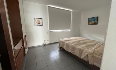 ¡Increíble Casa De 4 Pisos Con Vista Al Mar En Naplo!