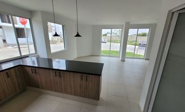 ESTRENA CASA COTO VICENZA EN ESQUINA CON ROOF GARDEN, BOSQUES DE SANTA ANITA