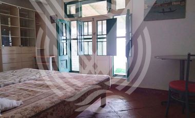 SE VENDE COMO TERRENO PARA  PROYECTO O CONDOMINIO DE  2,584 m². ¡CAMPO Y PLAYA !...