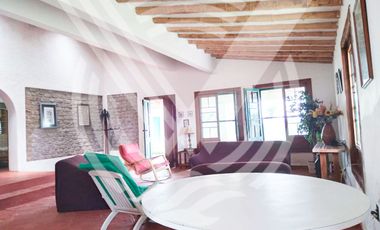 SE VENDE COMO TERRENO PARA  PROYECTO O CONDOMINIO DE  2,584 m². ¡CAMPO Y PLAYA !...