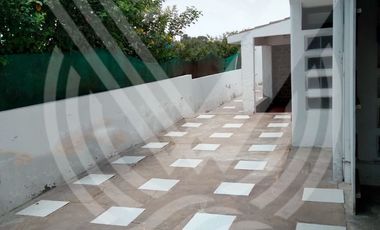 SE VENDE COMO TERRENO PARA  PROYECTO O CONDOMINIO DE  2,584 m². ¡CAMPO Y PLAYA !...