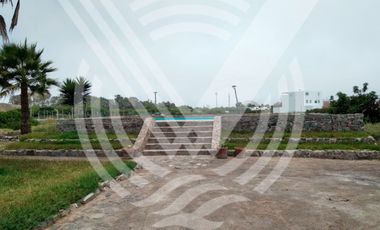 SE VENDE COMO TERRENO PARA  PROYECTO O CONDOMINIO DE  2,584 m². ¡CAMPO Y PLAYA !...