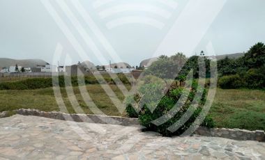 SE VENDE COMO TERRENO PARA  PROYECTO O CONDOMINIO DE  2,584 m². ¡CAMPO Y PLAYA !...