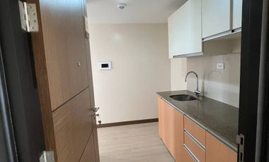 Studio unit condo for sale in makati san antonio residence ready for occupancy and rent to own