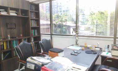 PR21300 Oficina en venta en el sector Milla de Oro