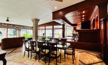 EN VENTA LUJOSA CASA EN PRIVADA DE LEÑEROS CON VIGILANCIA, COL. VISTA HERMOSA, CUERNAVACA MOR.