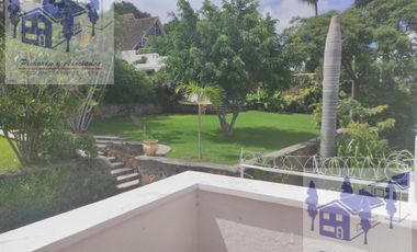 Casa en Venta en Tequesquitengo Morelos Estilo Arabe Mediterraneo a orilla del lago