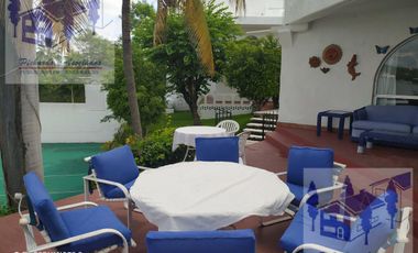 Casa en Venta en Tequesquitengo Morelos Estilo Arabe Mediterraneo a orilla del lago
