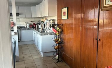 A T E N C I O N  EN VENTA PRECIOSA CASA EN LA HERRADURA CON VISTAS HERMOSAS Y MUCHO SOL