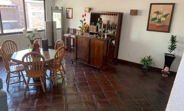 A T E N C I O N  EN VENTA PRECIOSA CASA EN LA HERRADURA CON VISTAS HERMOSAS Y MUCHO SOL