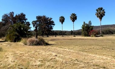 terreno en villa corona junto a la laguna
