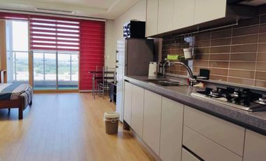 STUDIO TYPE CONDO FOR RENT INSIDE CLARK FREEPORT ZONE