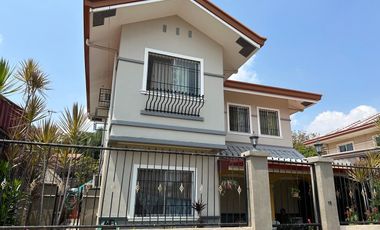 Pre-owned 4 BR House in Brentwood Mabalacat City
