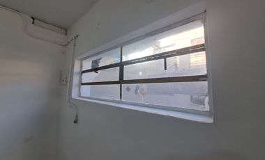 Local en Robledo, rentando