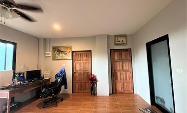 A 2- story house for sale with beautiful mountain view in a peaceful neighborhood