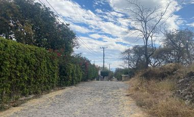 VENDO TERRENO EN CUERNAVACA FRACC. GRANJAS MERIDA, FRENTE AL TEC. DE MONTERREY